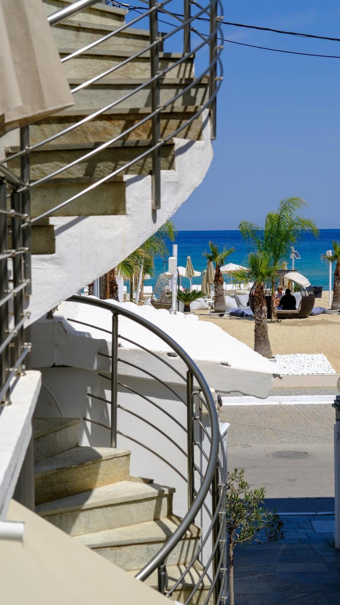 Cocoon Hotel-Beach Bar Sarti Luaran gambar